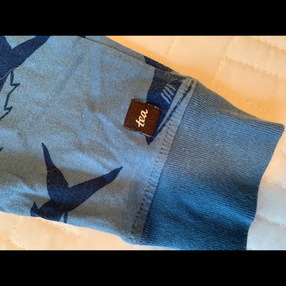 Tea Collection Pocket Baby Romper - Picture 6 of 7